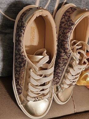 Michael Kors Gold Glitter-Trim Kids Sneakers